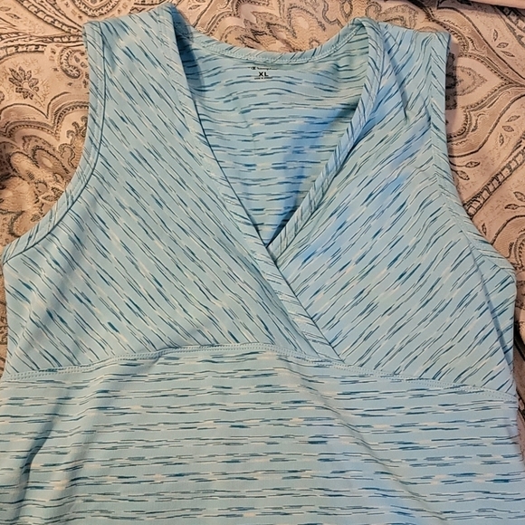 Champion Women's Performance Shirt - Picture 1 of 4